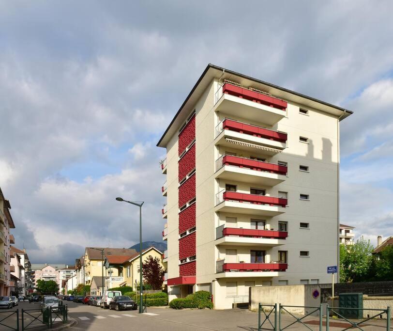 Cabana & Le Central - Proche Lac , Terrasse Et Parking Annecy Buitenkant foto
