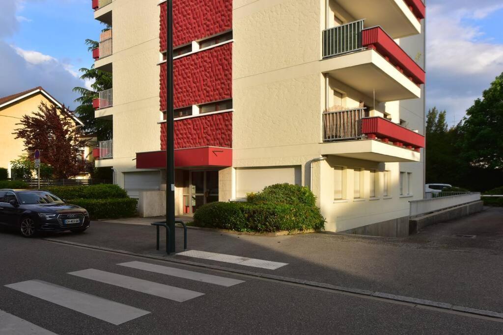 Cabana & Le Central - Proche Lac , Terrasse Et Parking Annecy Buitenkant foto