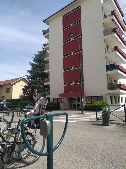 Cabana & Le Central - Proche Lac , Terrasse Et Parking Annecy Buitenkant foto